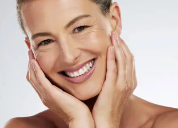 Top 5 Ingredients to Look for in a Moisturizer for Sensitive Skin